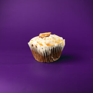 Snickers cupcake